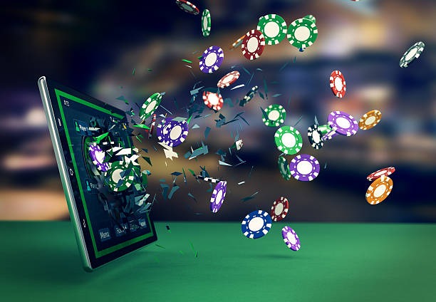Macau Pools hand ranking and payout display shown on maxwinbet77 betting interface